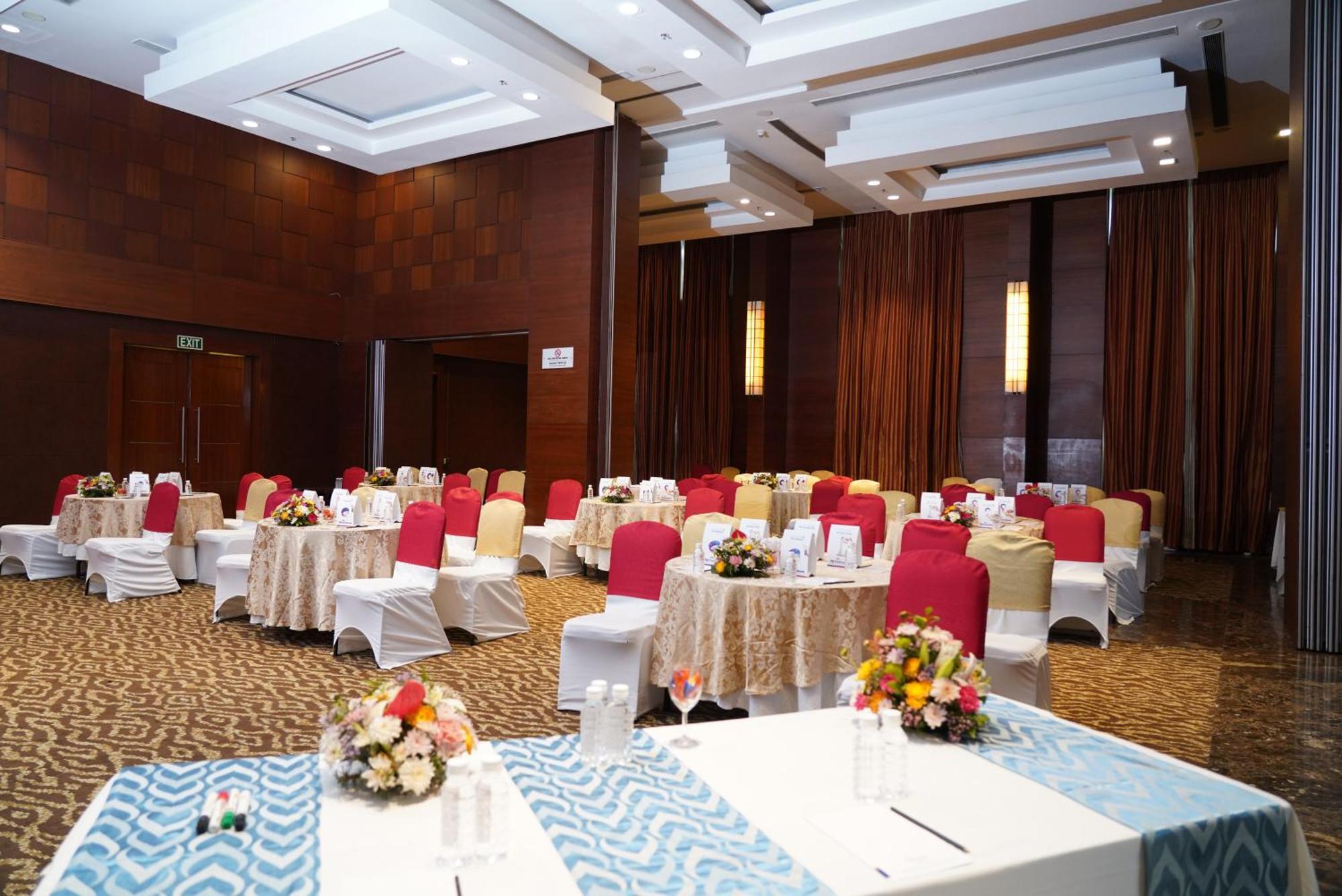 Fortune Select Jp Cosmos, Bengaluru - Member Itc Hotels' Group Exterior foto